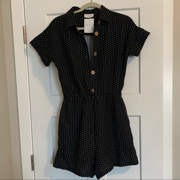 Henly Layla Dotted Jumpshort in Black size Small - Picture 12 of 13